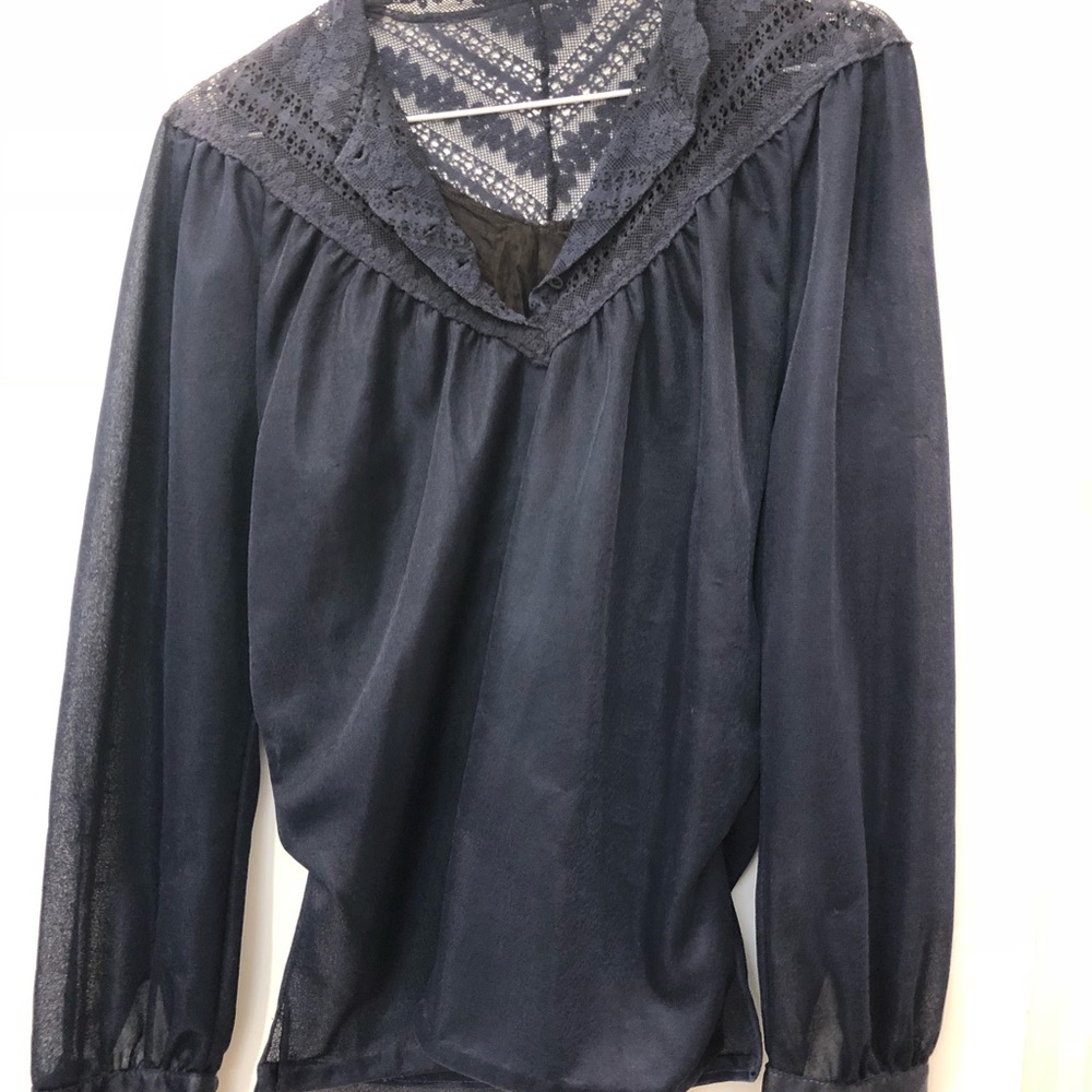 Blue blouse with liner, front and back lace detail